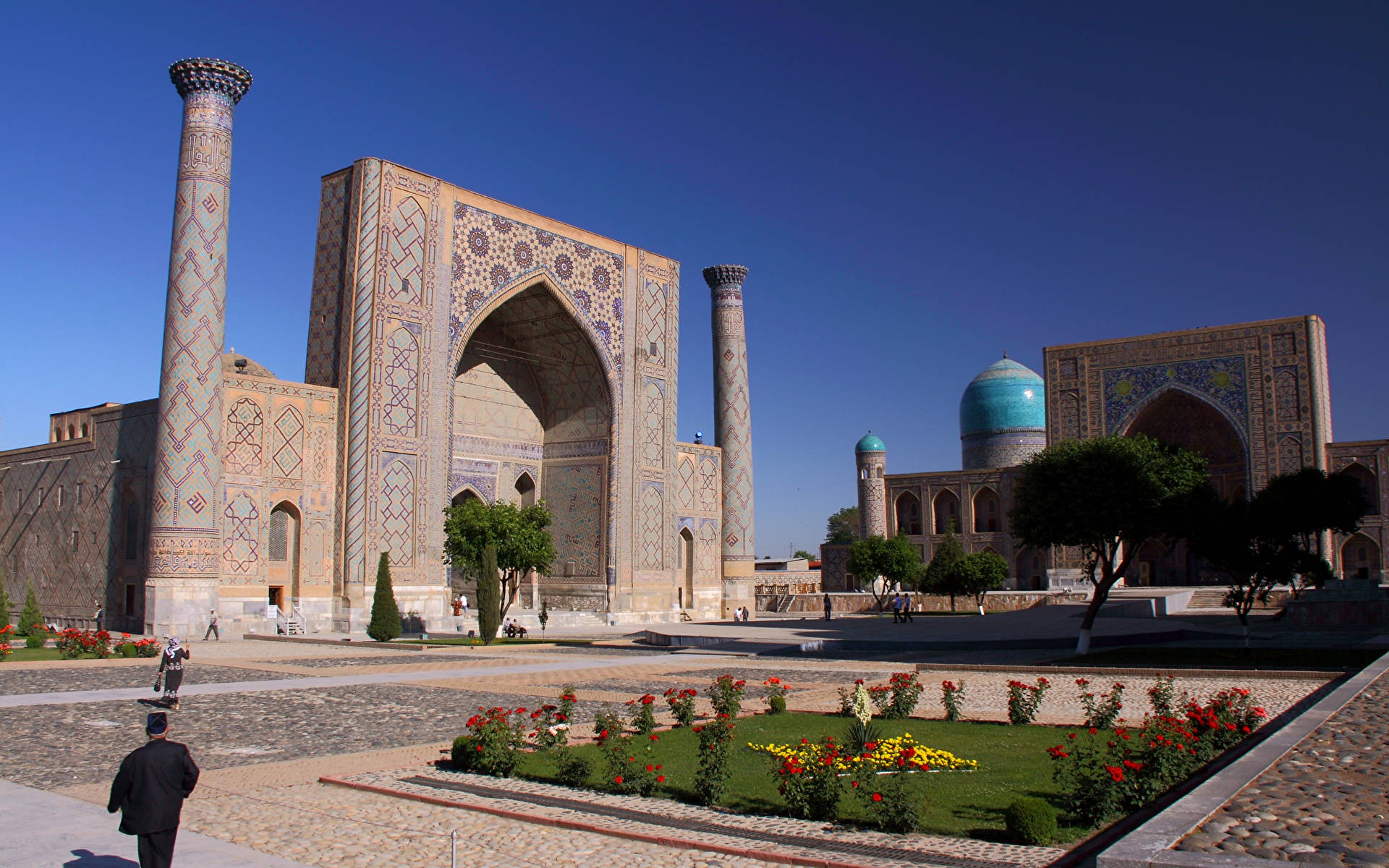 Registon Square Samarkand Colorful Plants Background