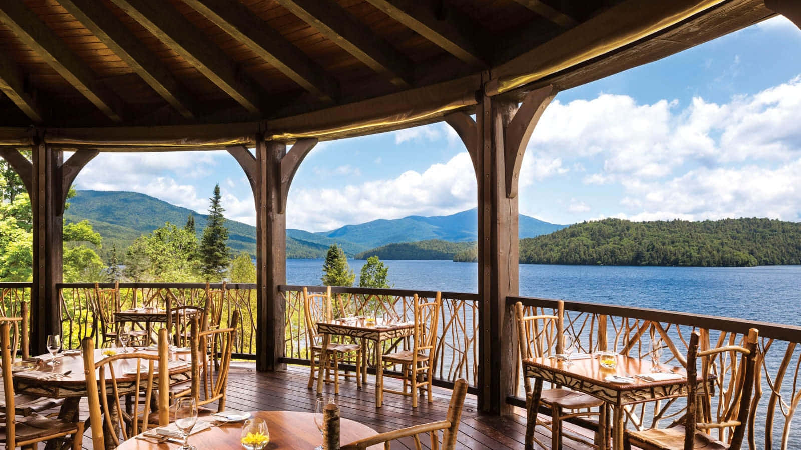 Relaxing Scenery At The Lake Placid Lodge Background