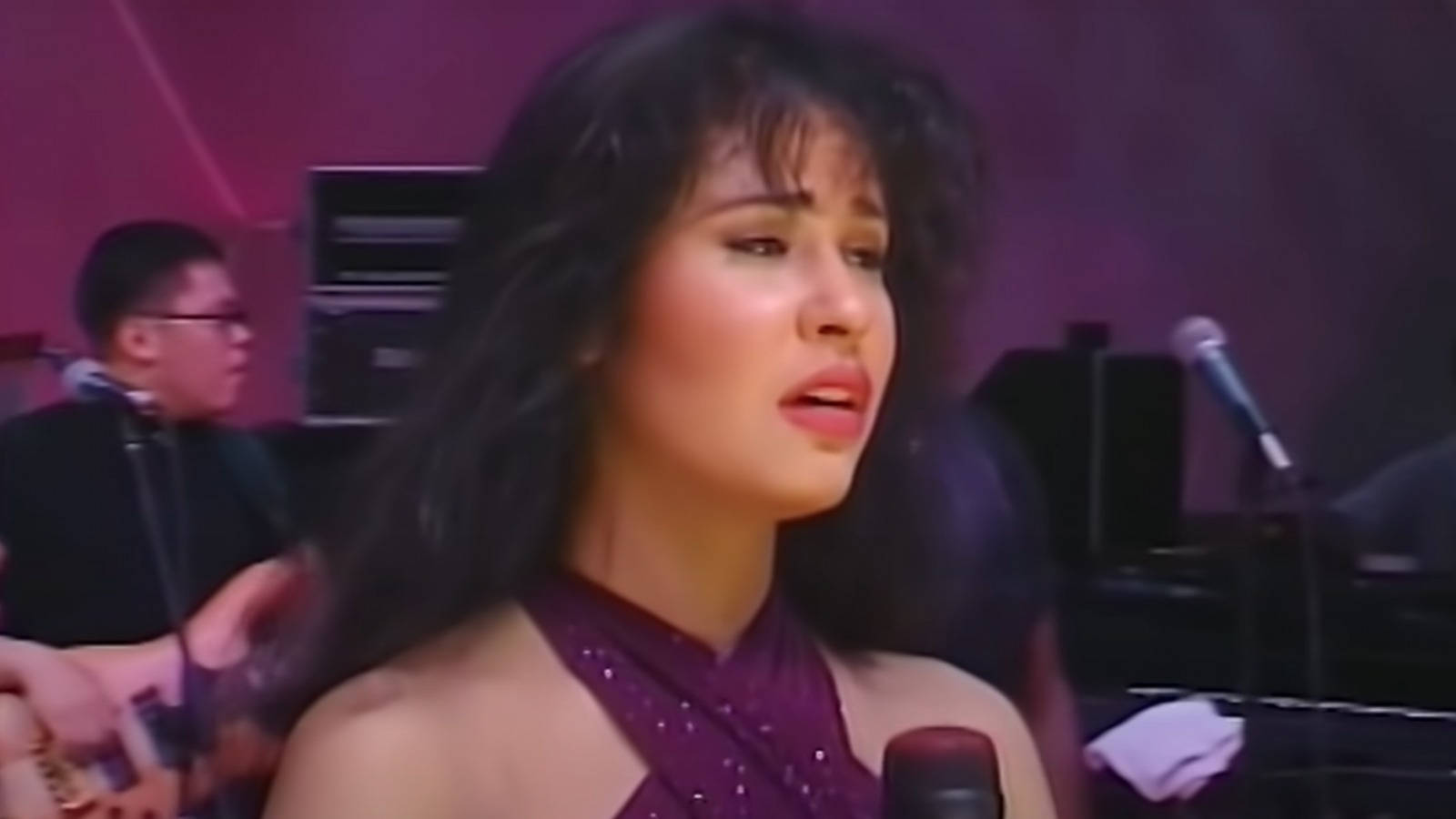 Remembering Selena Quintanilla: The Queen Of Tejano Music Background