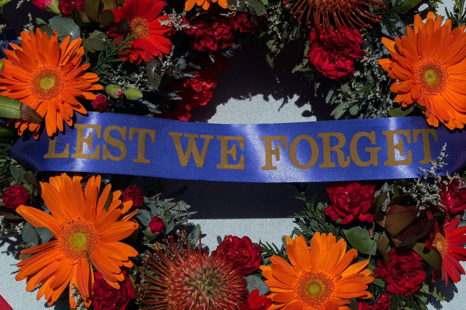 Remembrance Day Wreath Of Flowers Background