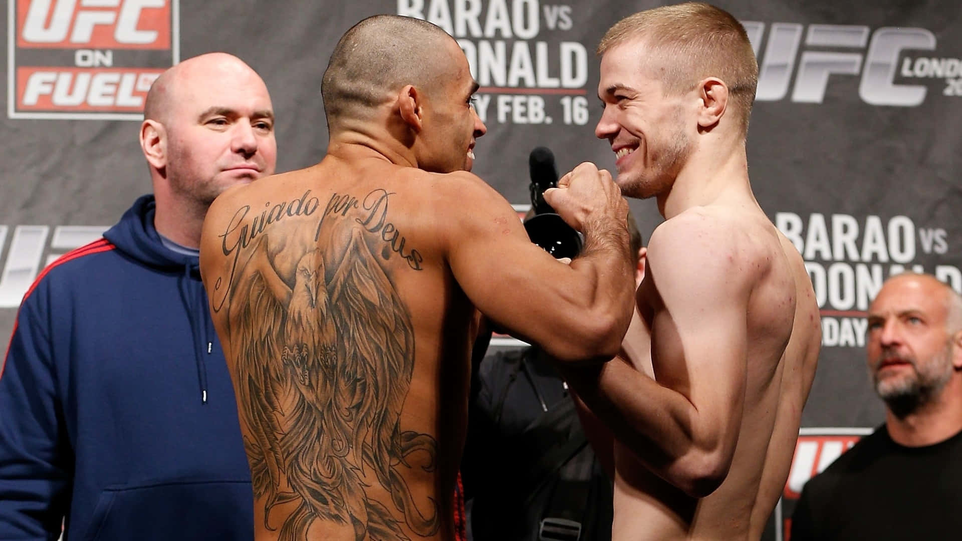 Renan Barão Facing Mcdonald Weigh In Background