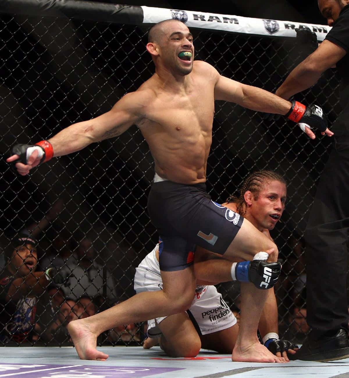 Renan Barão Wins Against Urijah Faber Background