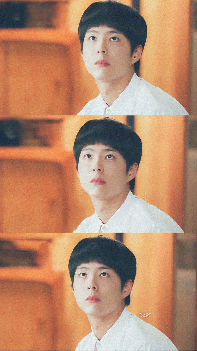 Reply 1988 Park Bo-gum Looking Up Background