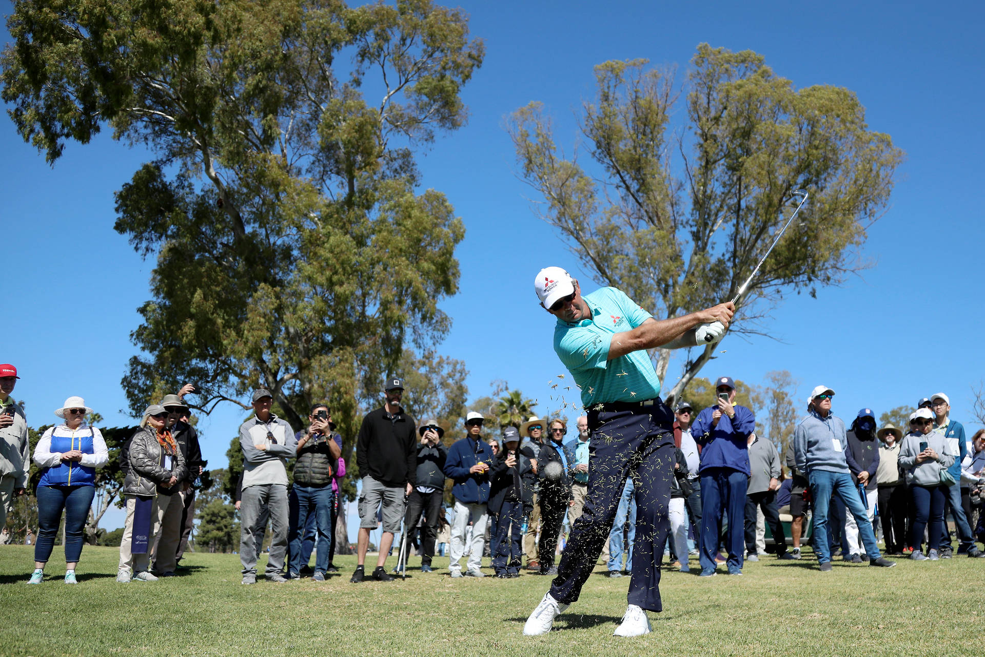 Retief Goosen Swinging His Golf Club