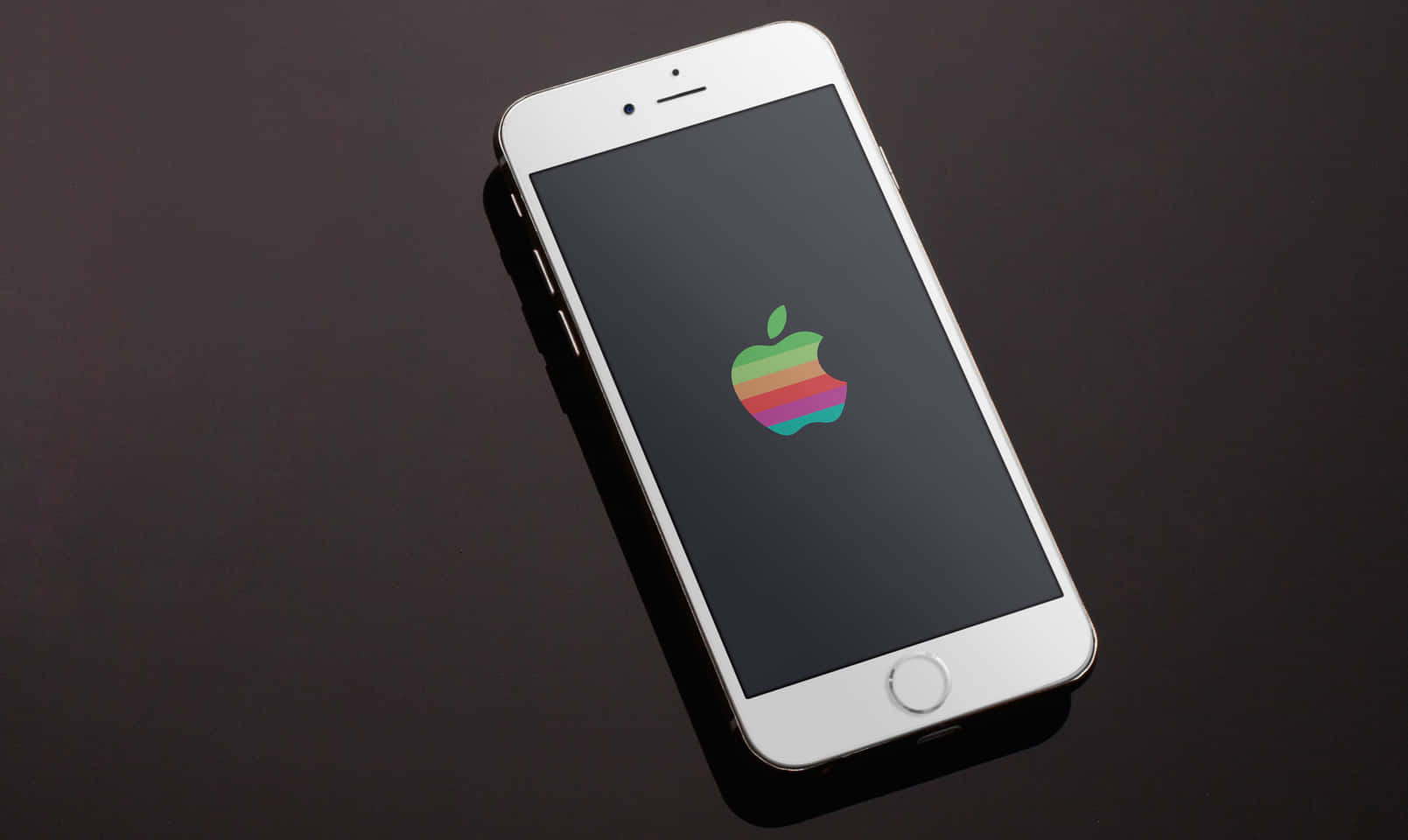 Retro Apple Logo 1609 X 960 Background