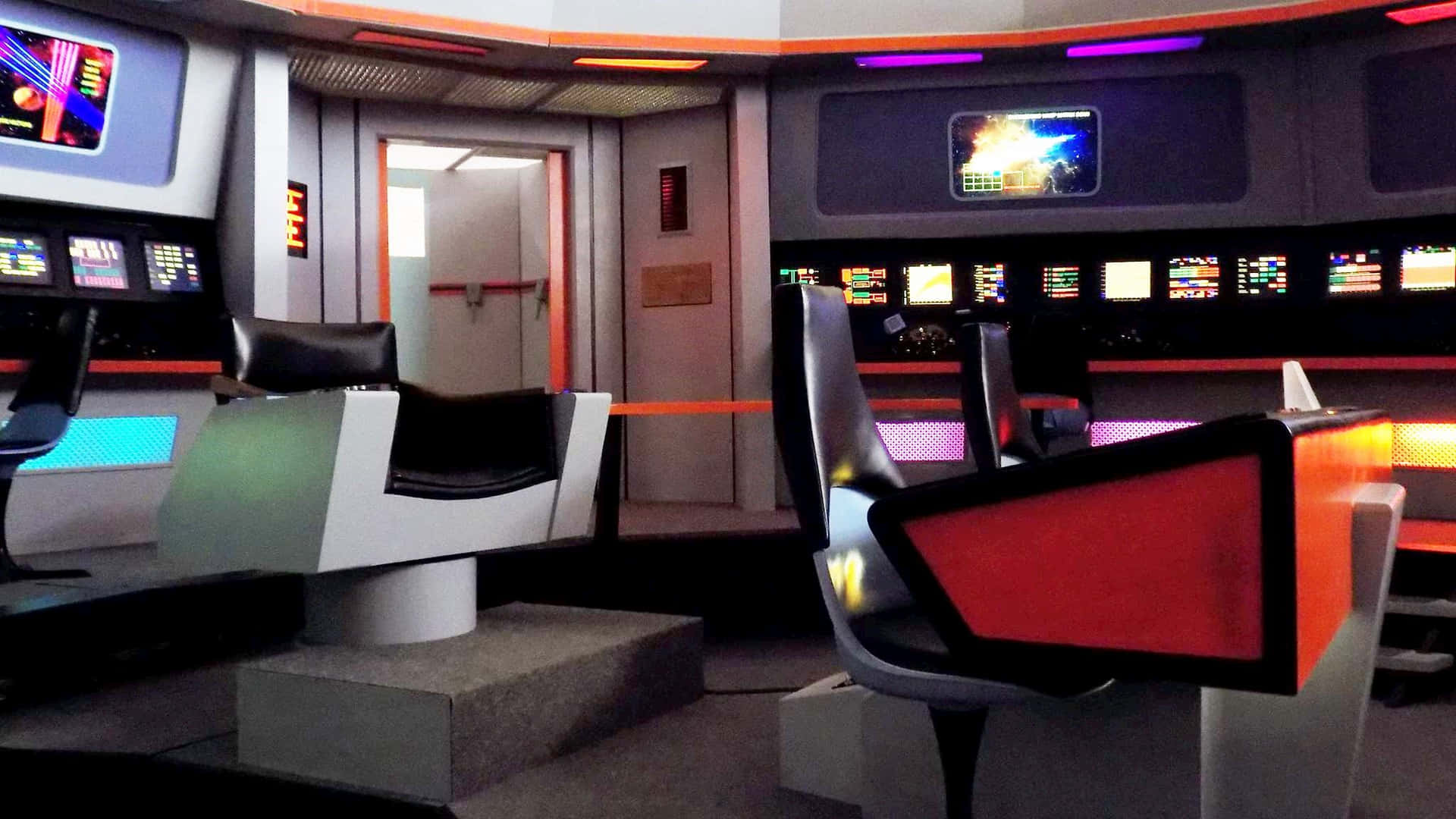 Retro Star Trek Enterprise Bridge Original Series Set Background