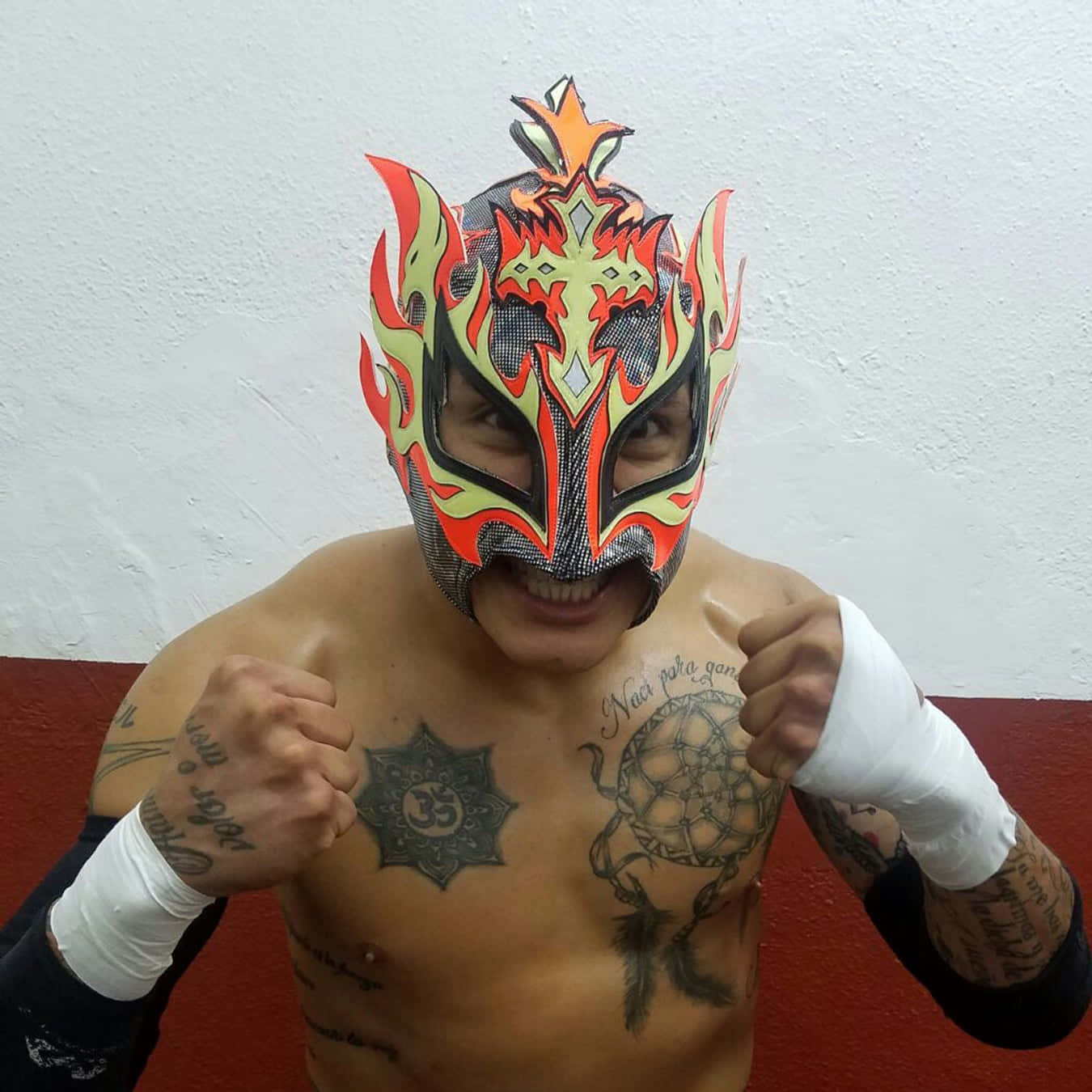 Rey Fenix Backstage Photo Background