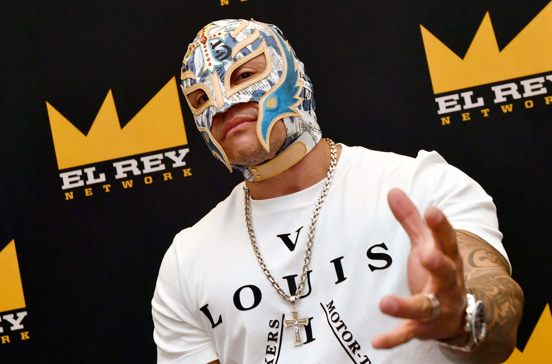 Rey_ Mysterio_ El_ Rey_ Network_ Event Background