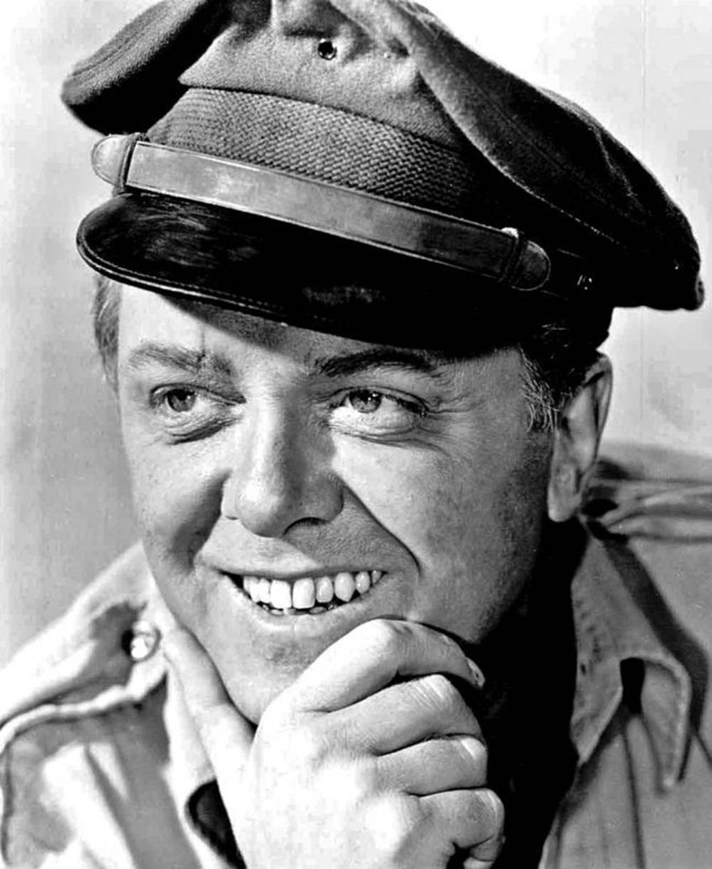 Richard Attenborough Soldier Outfit Black And White Background