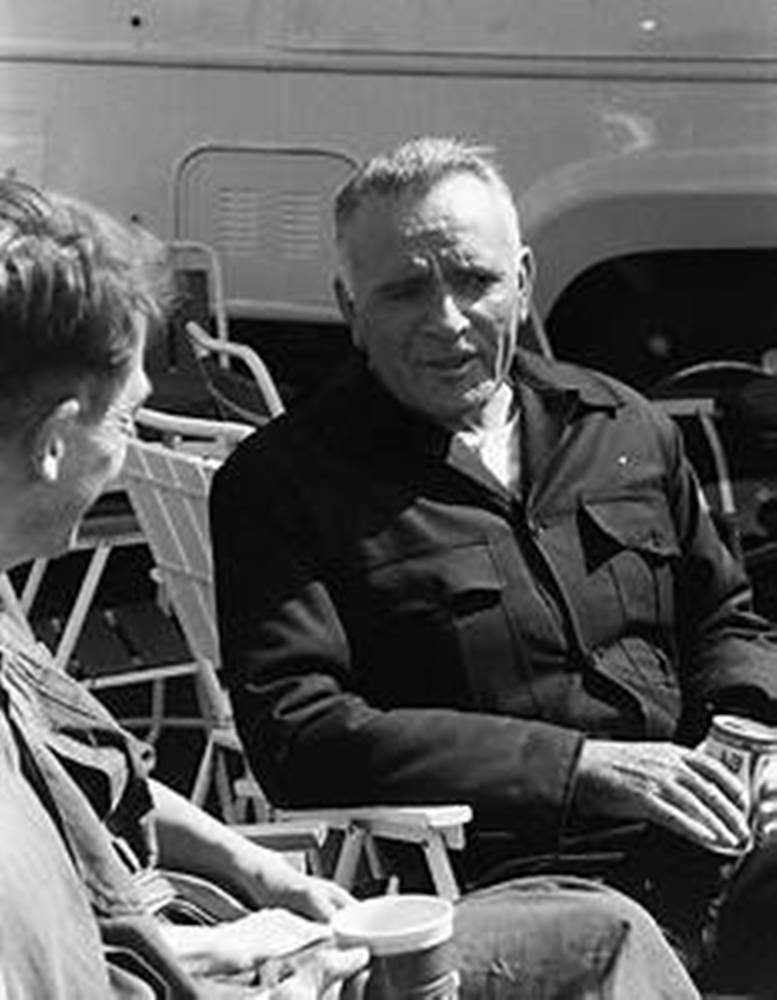 Richard Burton On Set Background