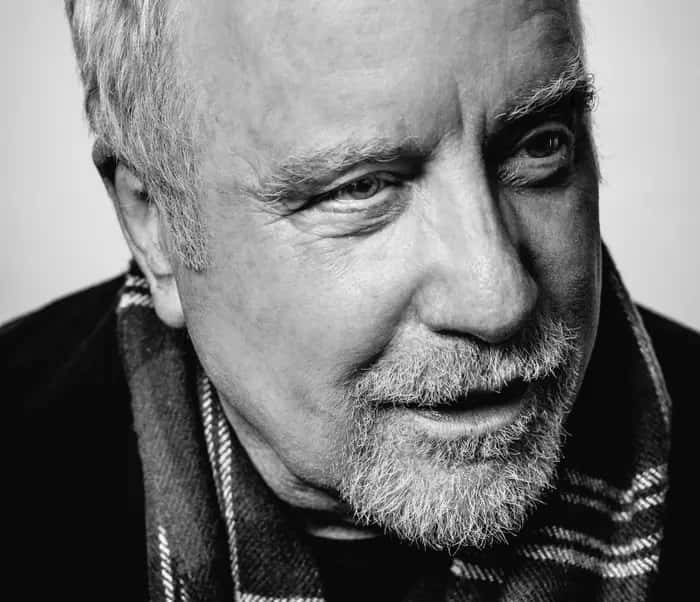 Richard Dreyfuss In B&w Background