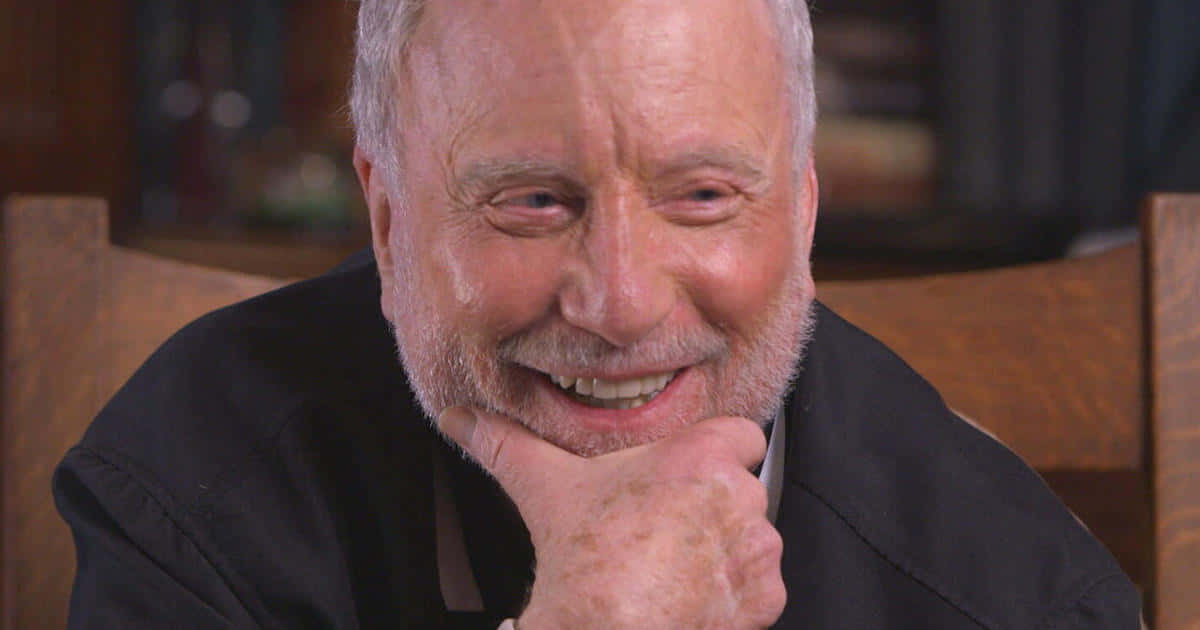 Richard Dreyfuss Laughs Background