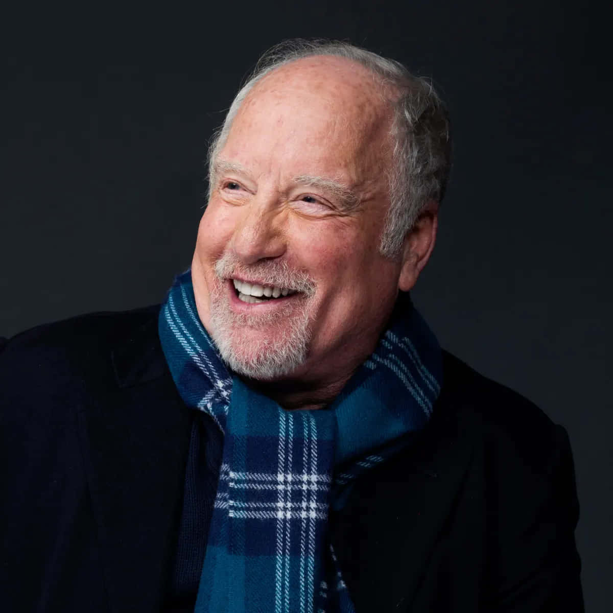 Richard Dreyfuss With Scarf Background