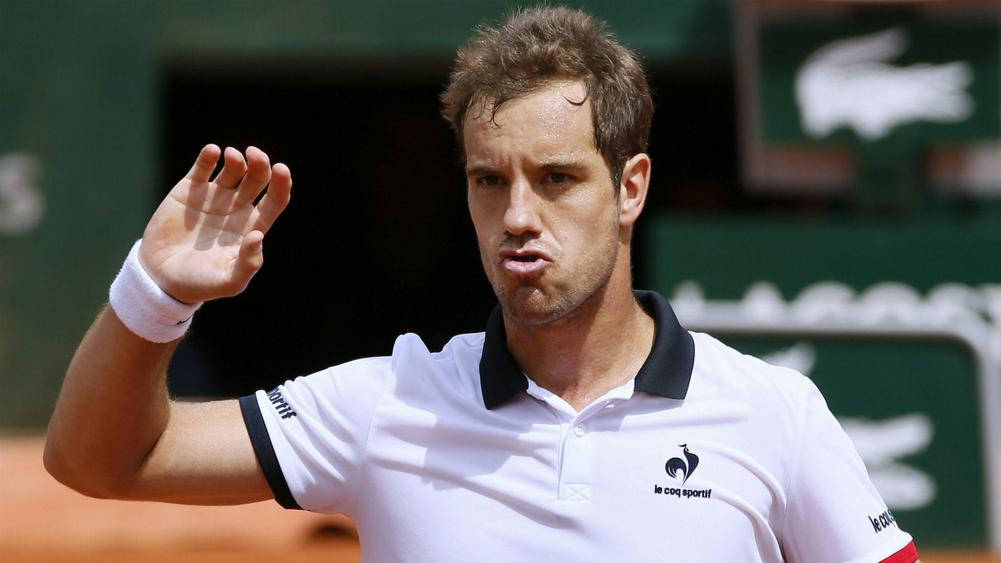 Richard Gasquet Waving Pouting