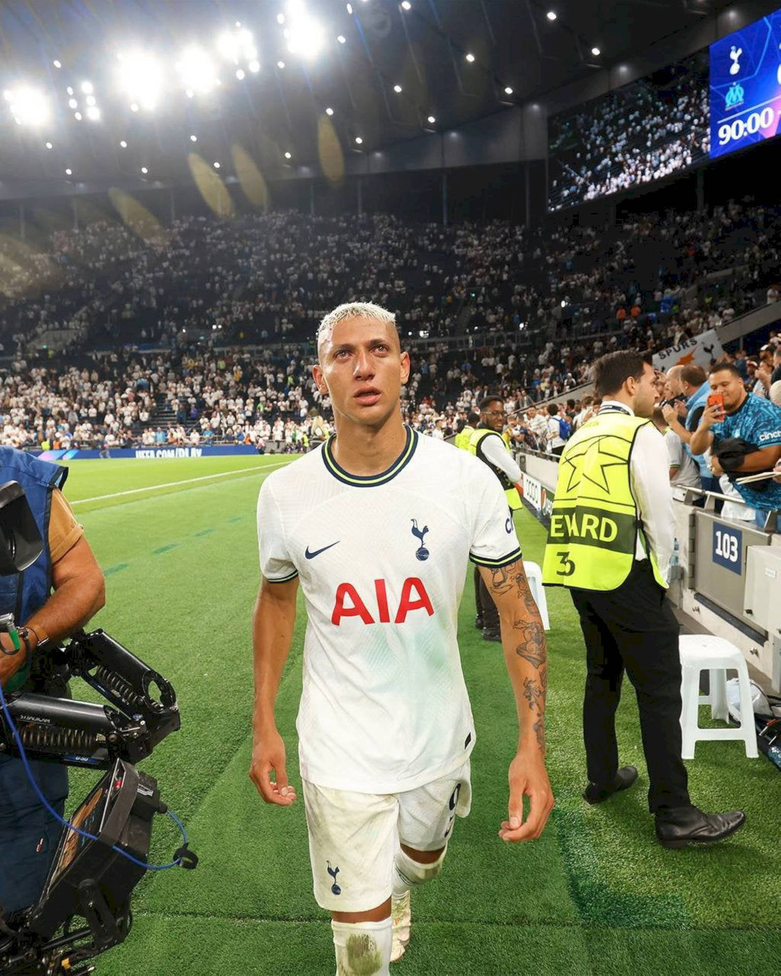 Richarlison De Andrade After A Game Background