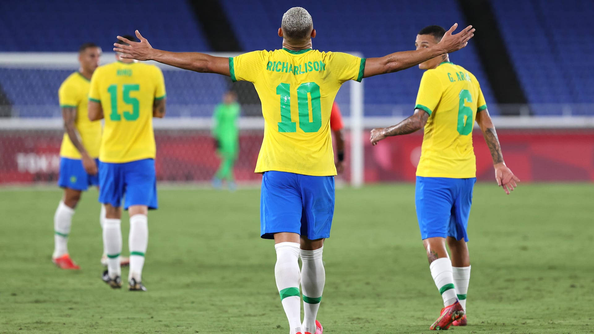 Richarlison De Andrade Celebrating On The Field Background