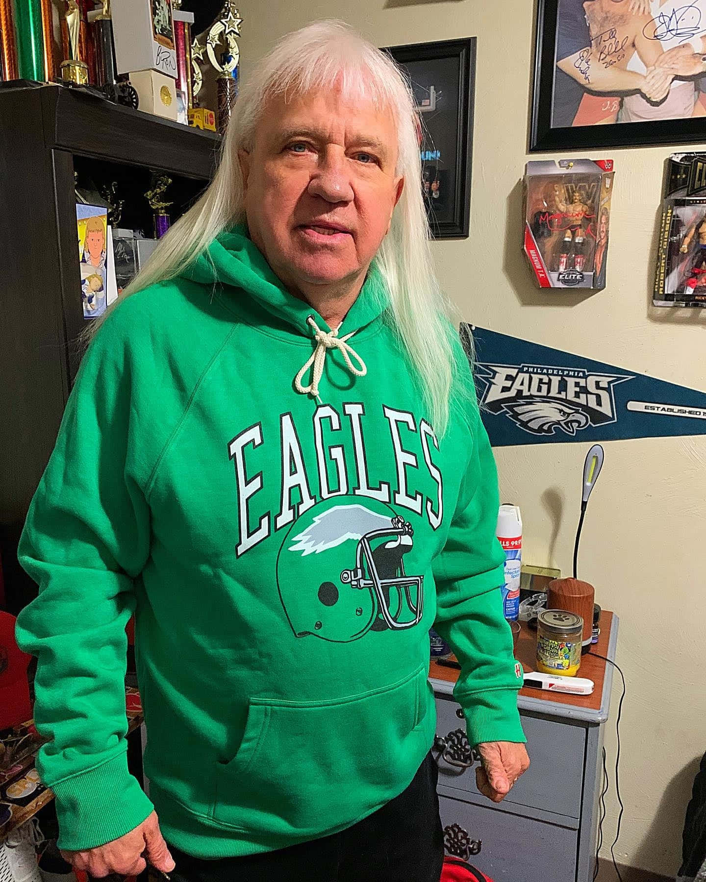 Ricky Mortonin Eagles Hoodie Background