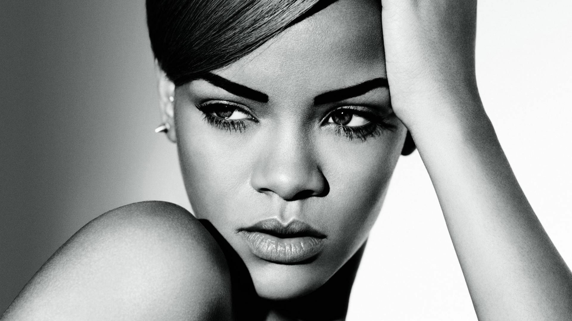 Rihanna Hd Monochrome Touching Face