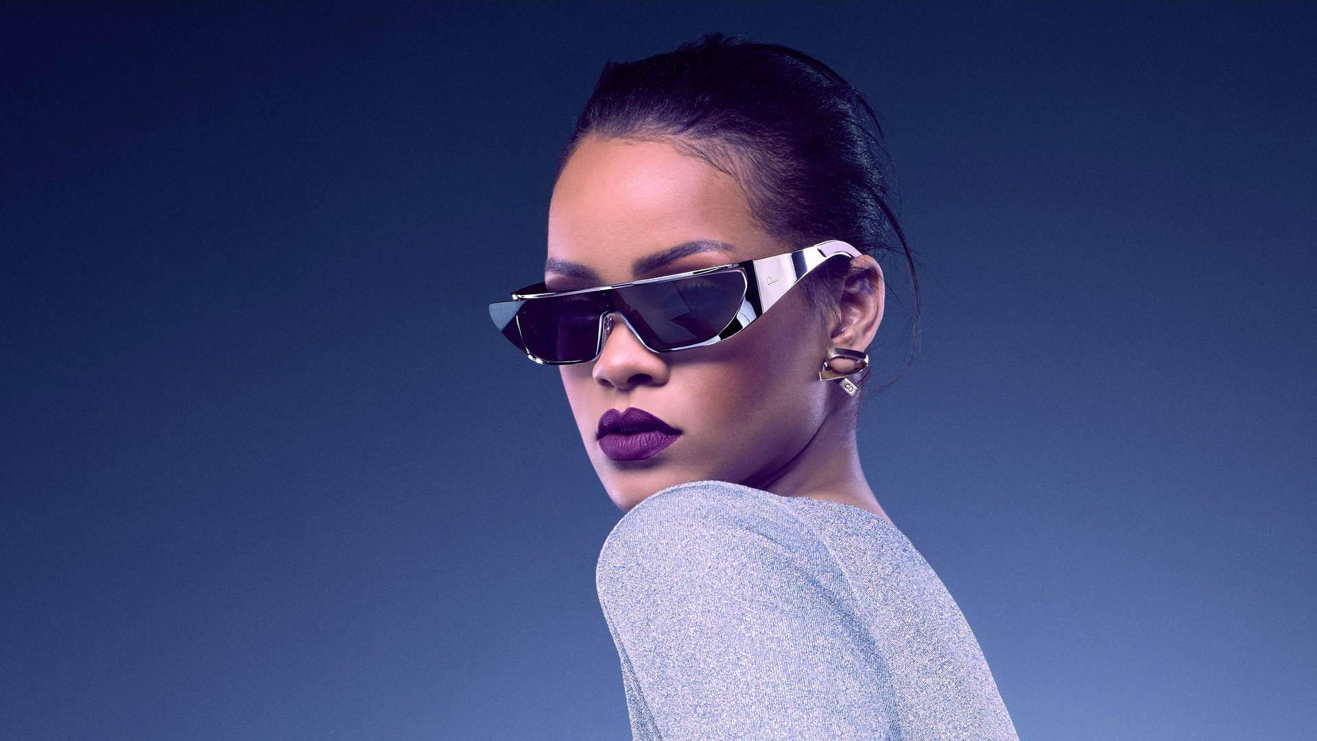 Rihanna Hd Sunglasses Stare