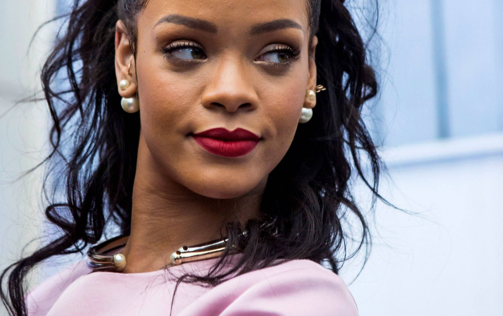 Rihanna Turns Heads At Dior Cruise 2015 Show Background