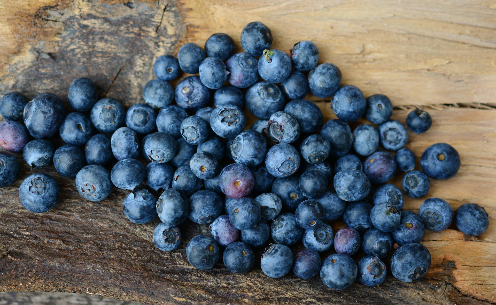 Ripe Huckleberry Fruits Background