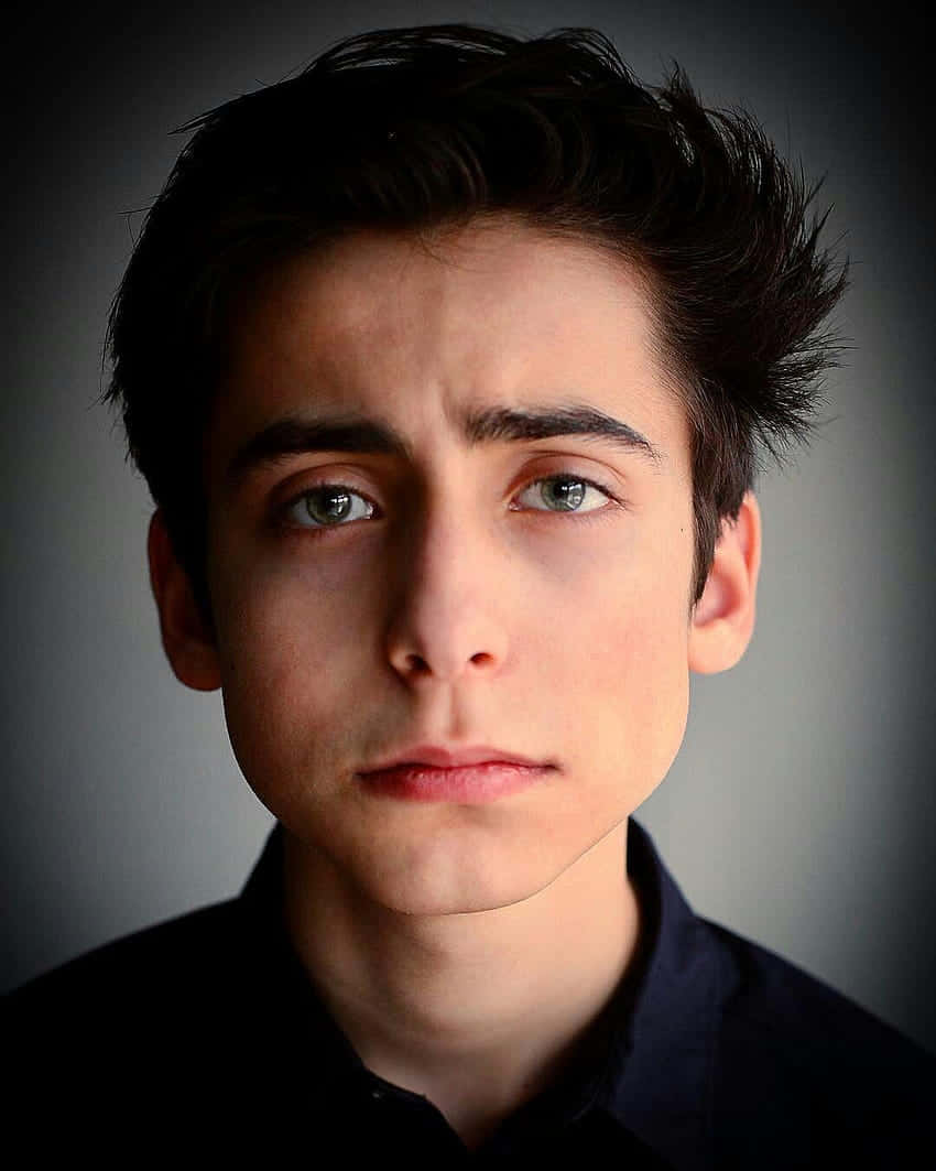 Rising Star Aidan Gallagher Takes Hollywood By Storm Background