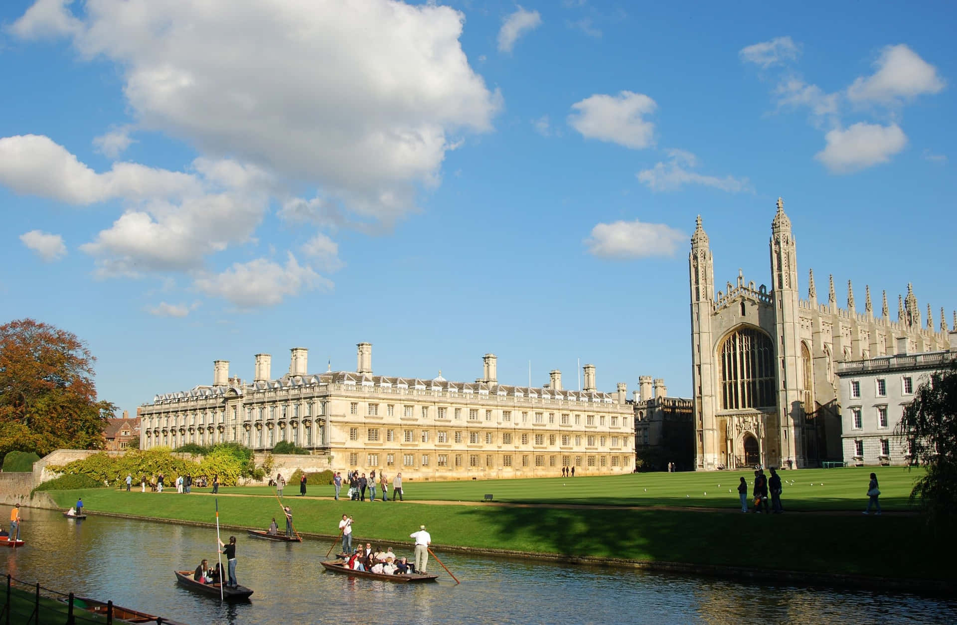 River Cam Cambridge University With Students Background