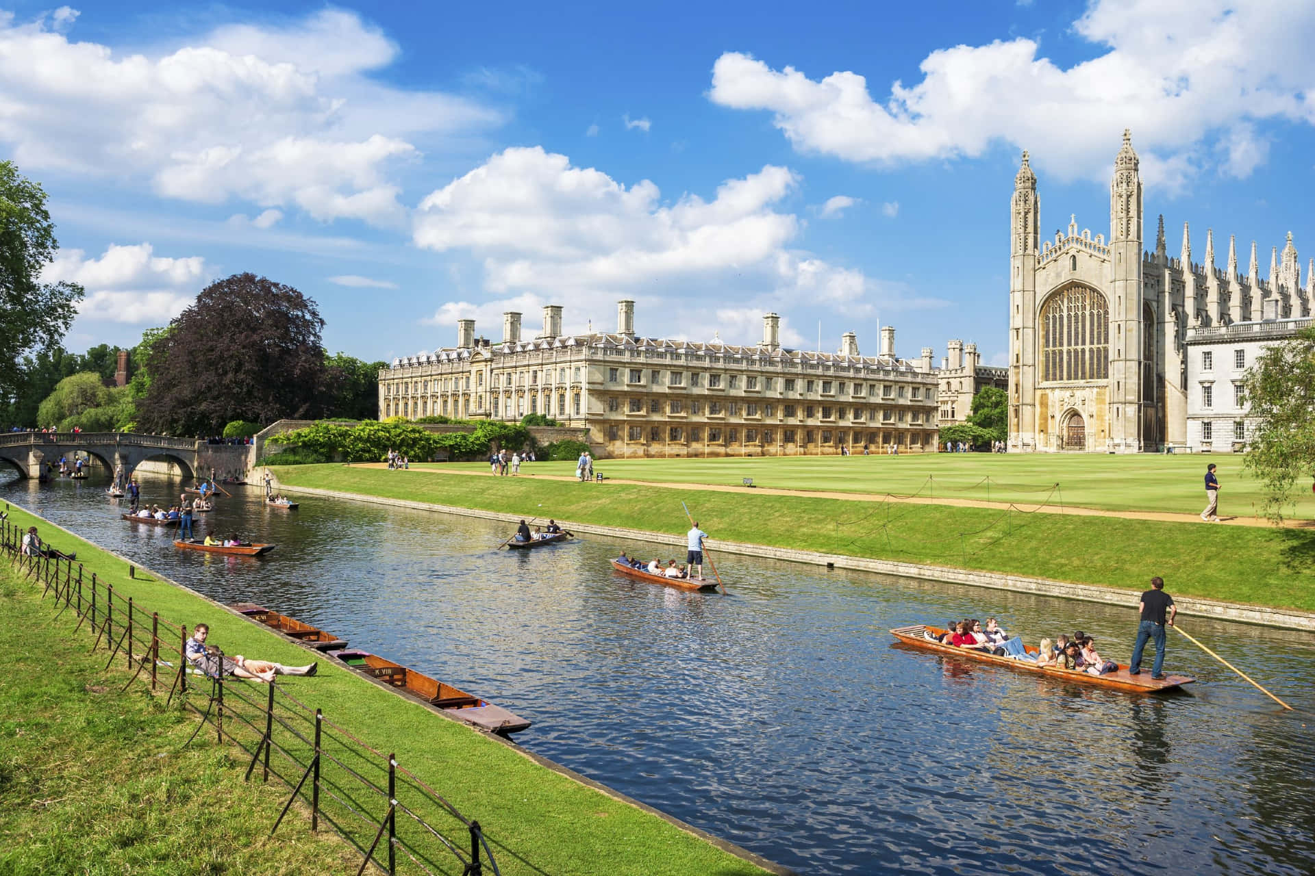 River Cam Of Cambridge University Background
