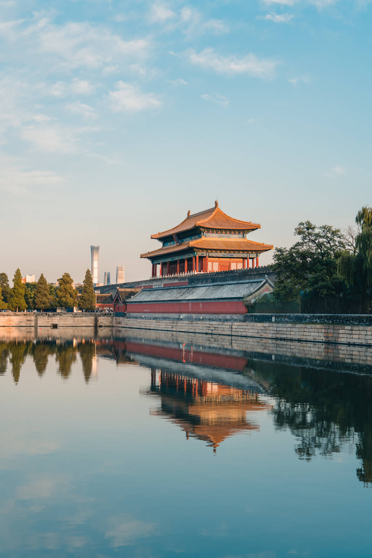 River Inside Forbidden City China Background