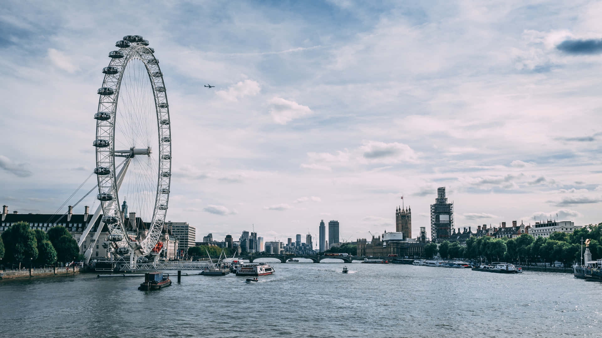 River Thames And The London Eye Background
