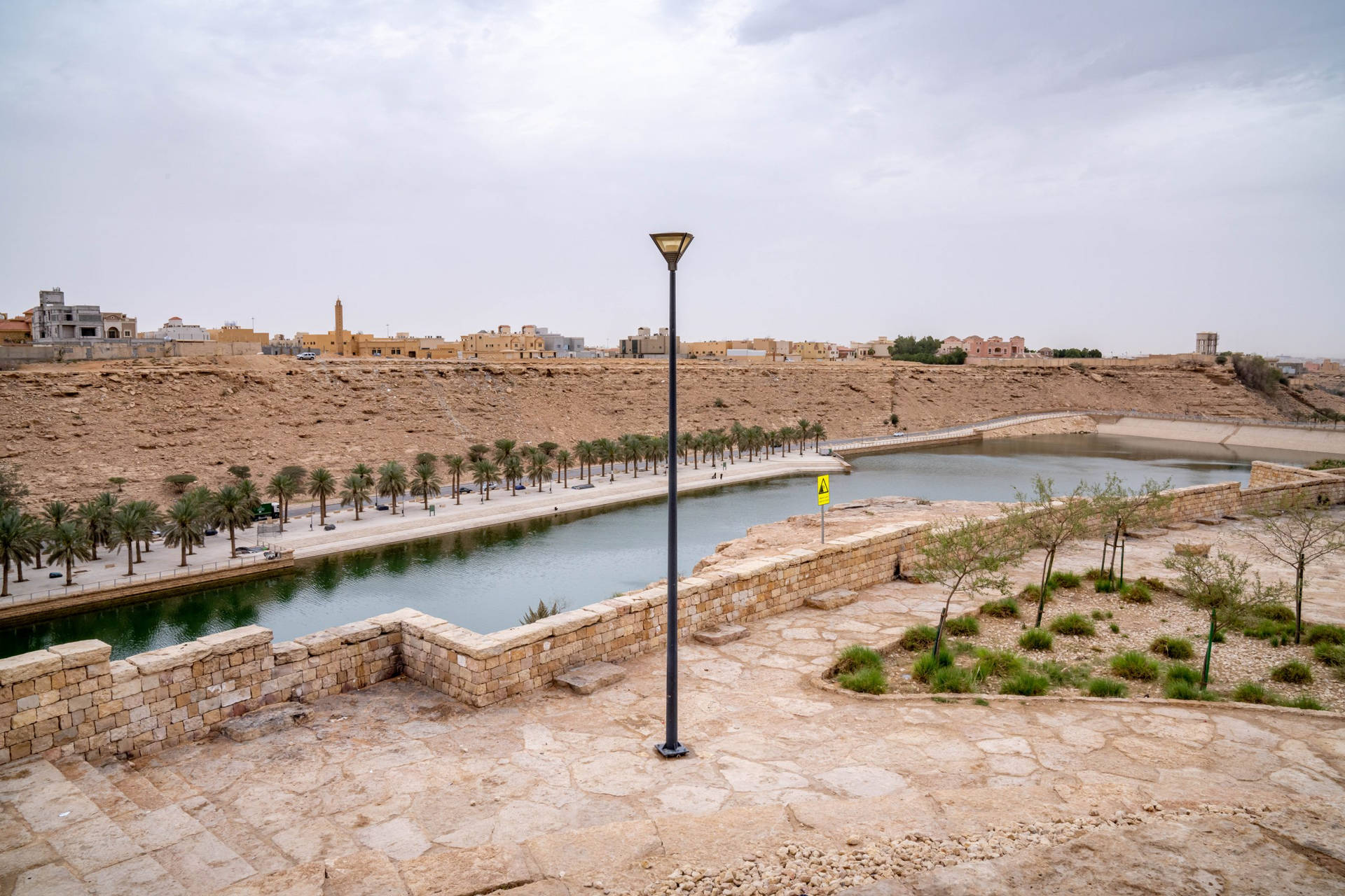 Riverside In Riyadh Background