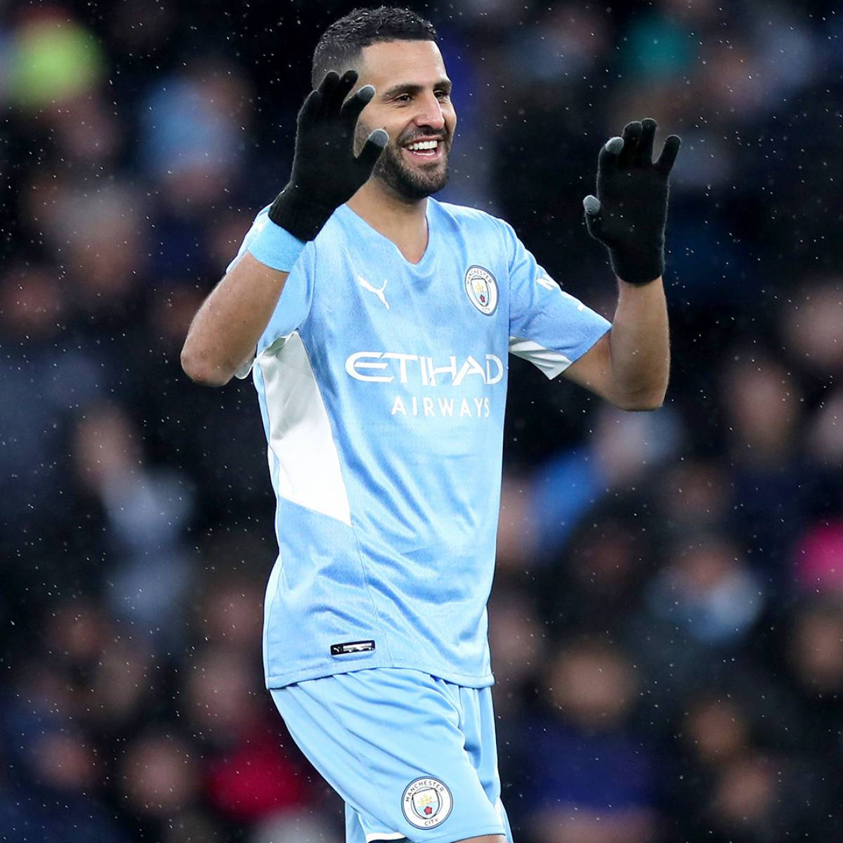 Riyad Mahrez Happy Arms Up Background