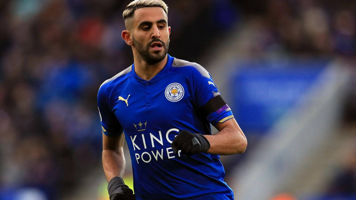 Riyad Mahrez Running Background