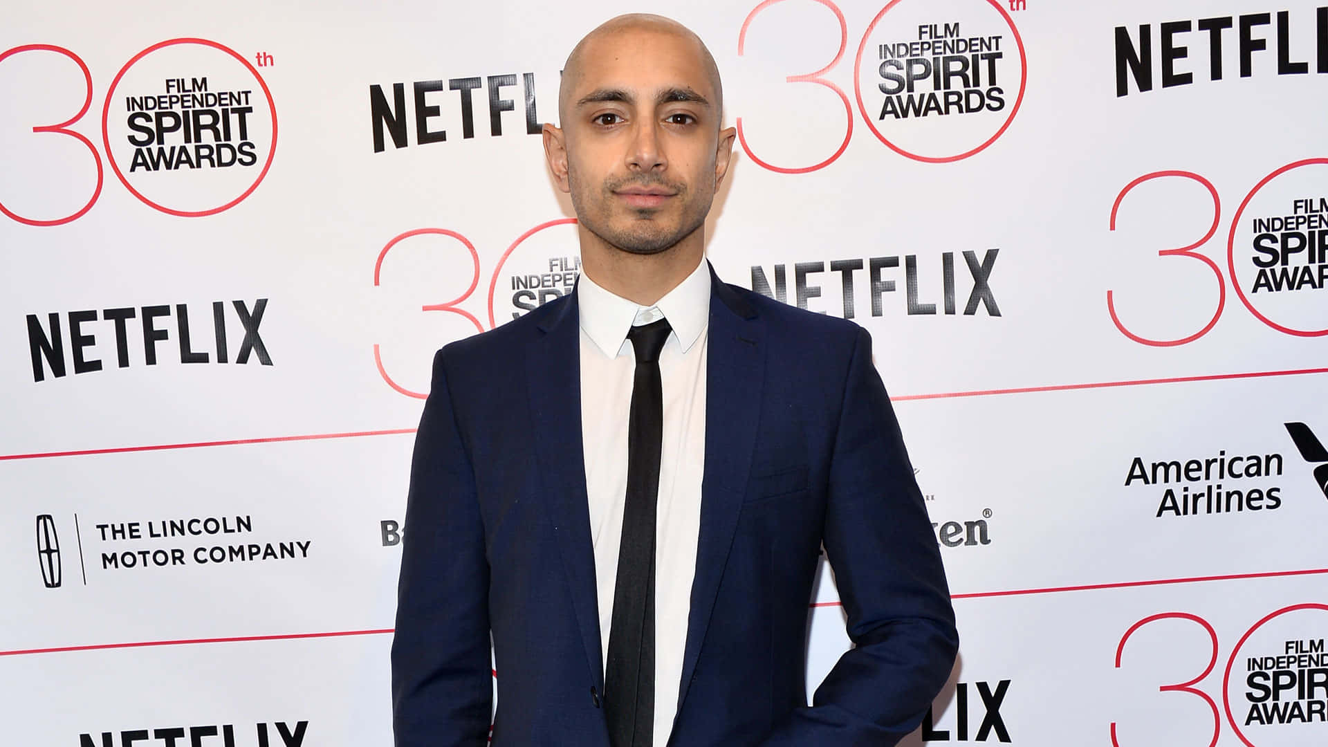 Riz Ahmedat Film Independent Spirit Awards Background