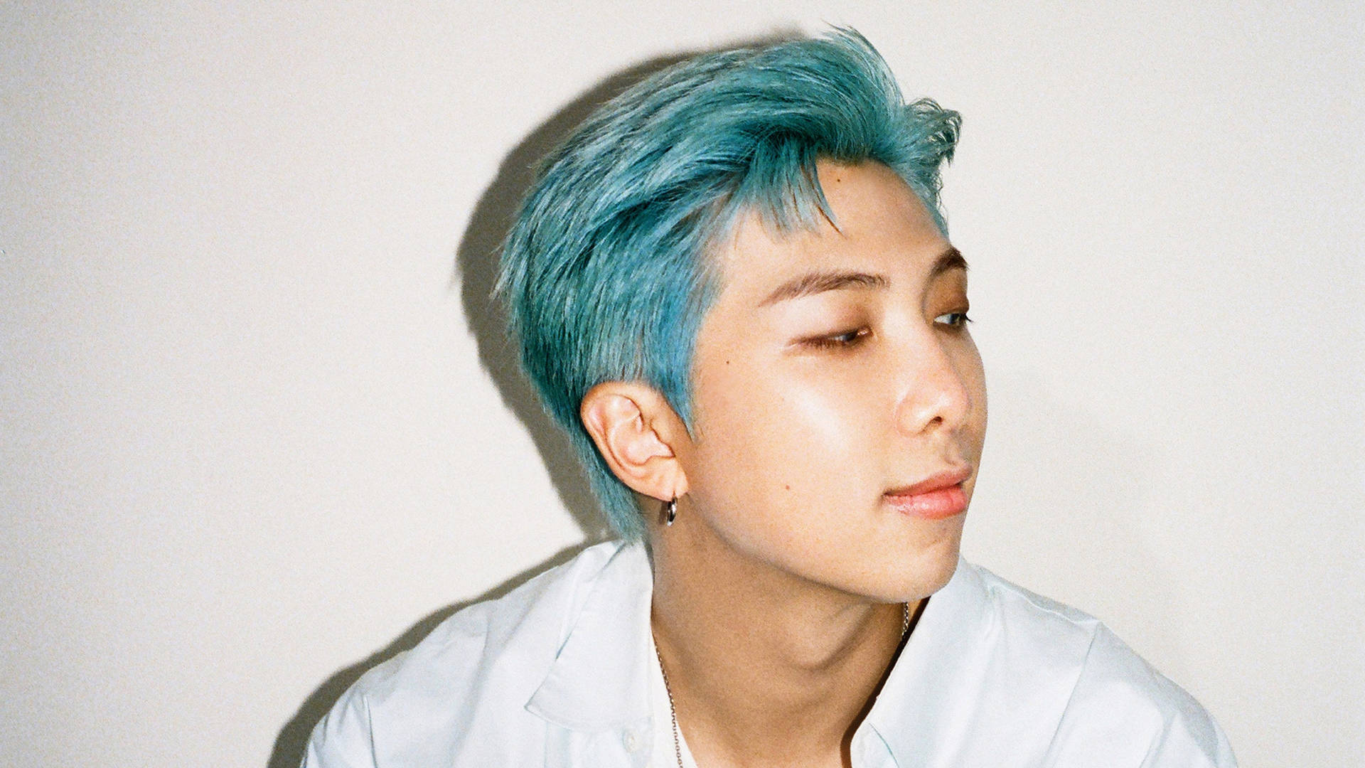 Rm With Blue Hair Background