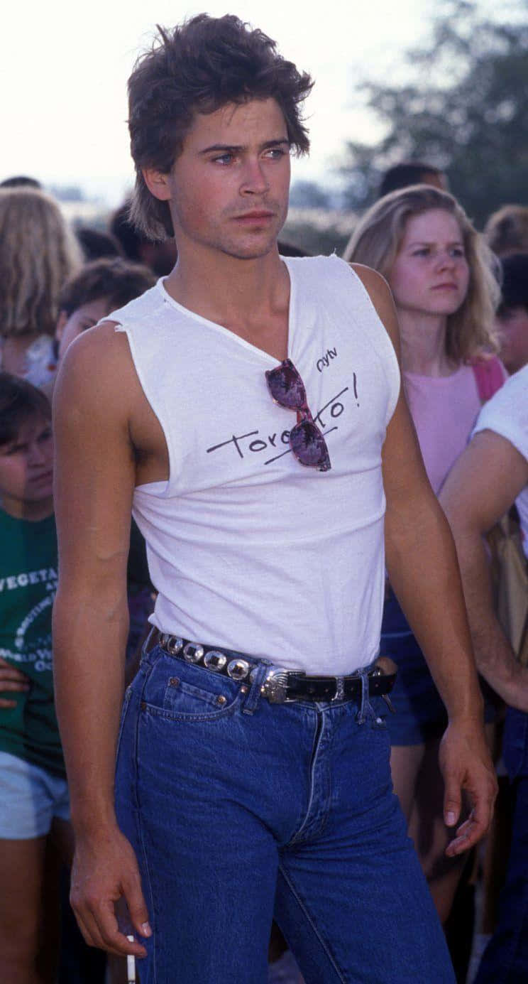 Rob Lowe Looking Stylish In His Classic Tux.