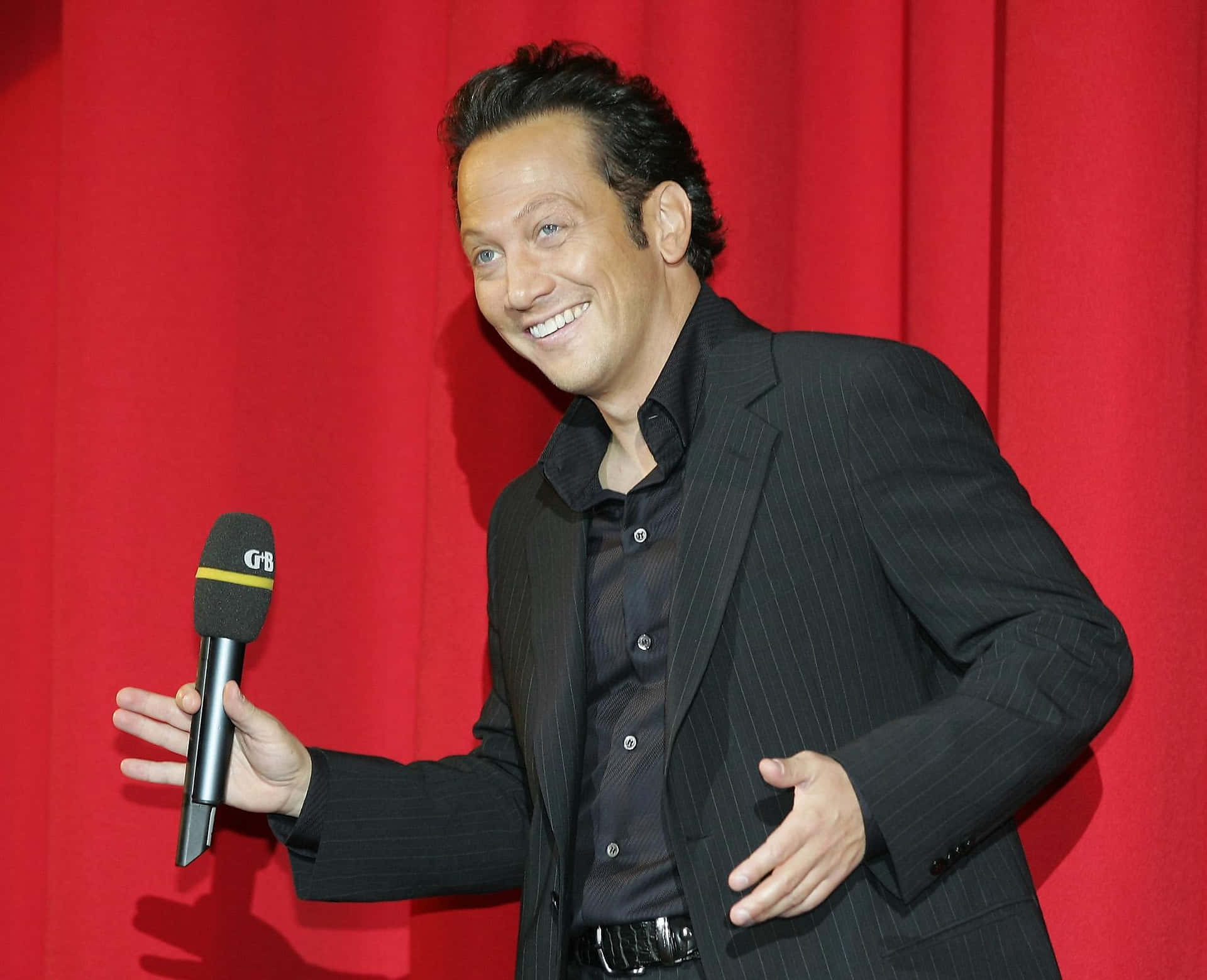 Rob Schneider In Premiere Of Deuce Bigolow Background