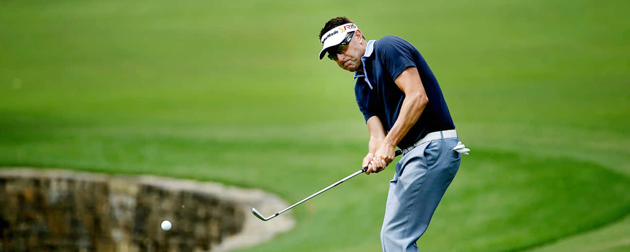 Robert Allenby Right Swing Background