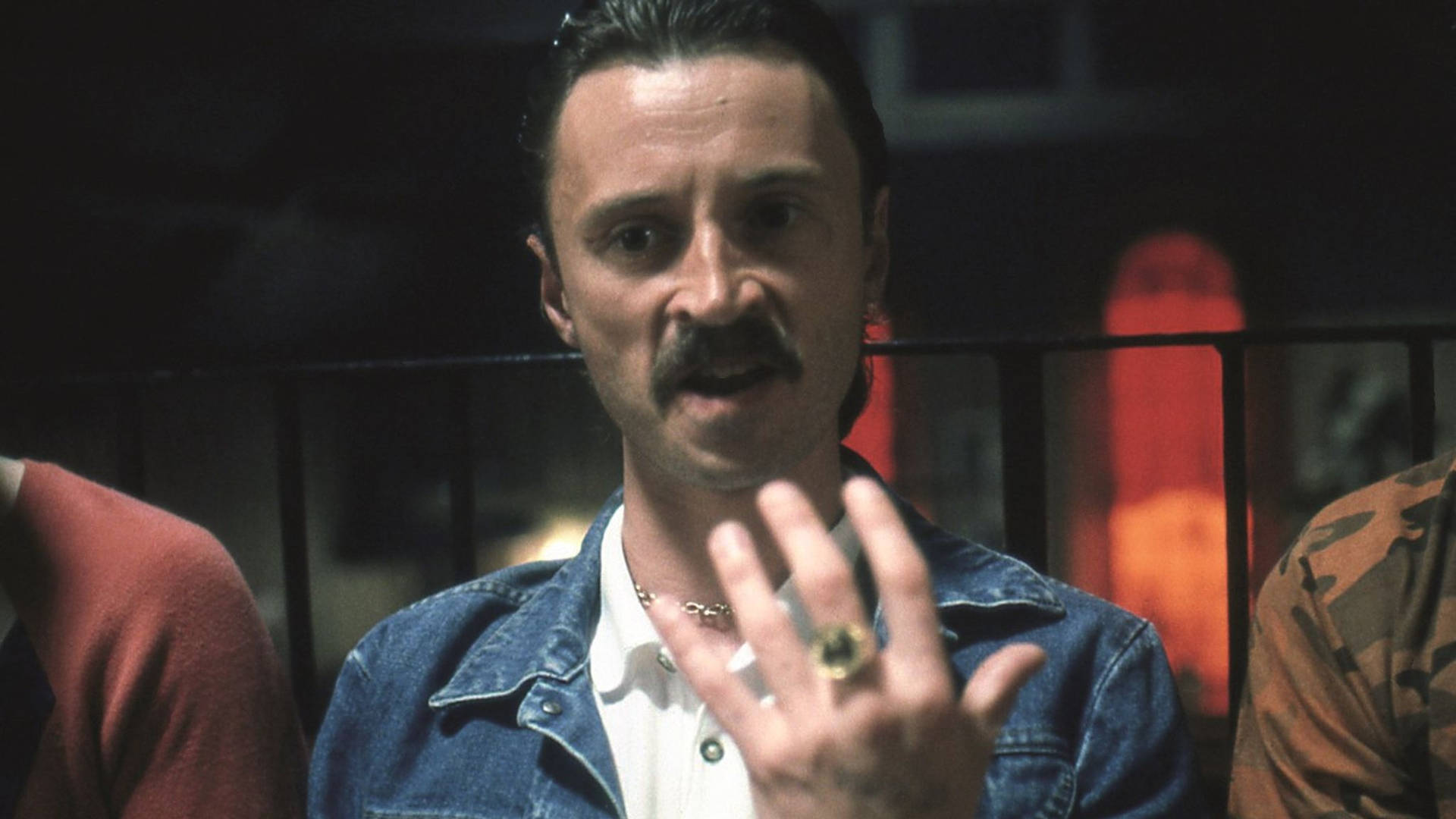 Robert Carlyle Portraying The Iconic Character Begbie Background