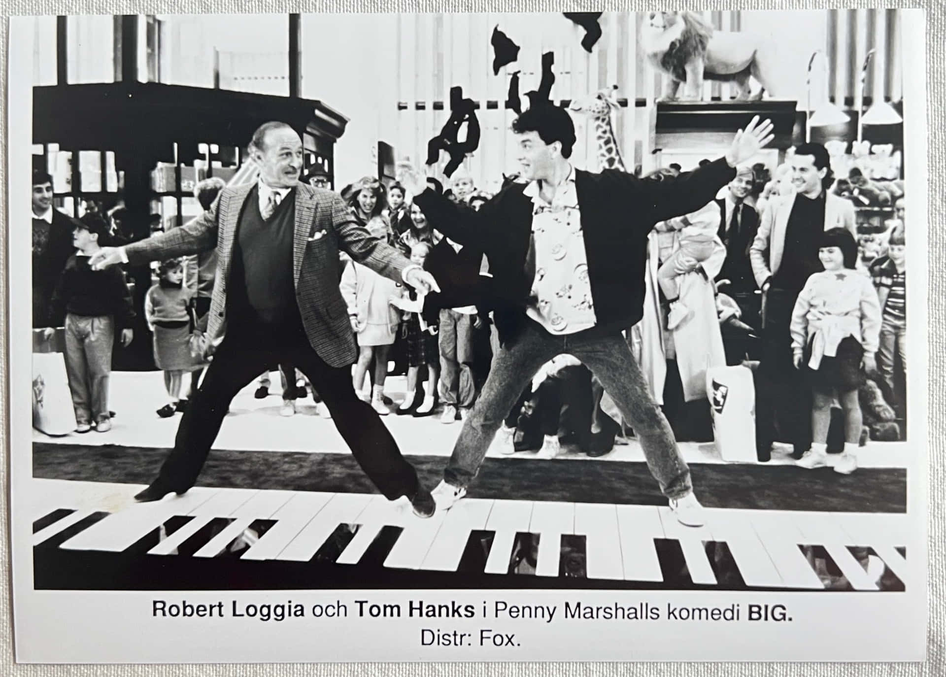 Robert Loggia Tom Hanks Movie Poster Background