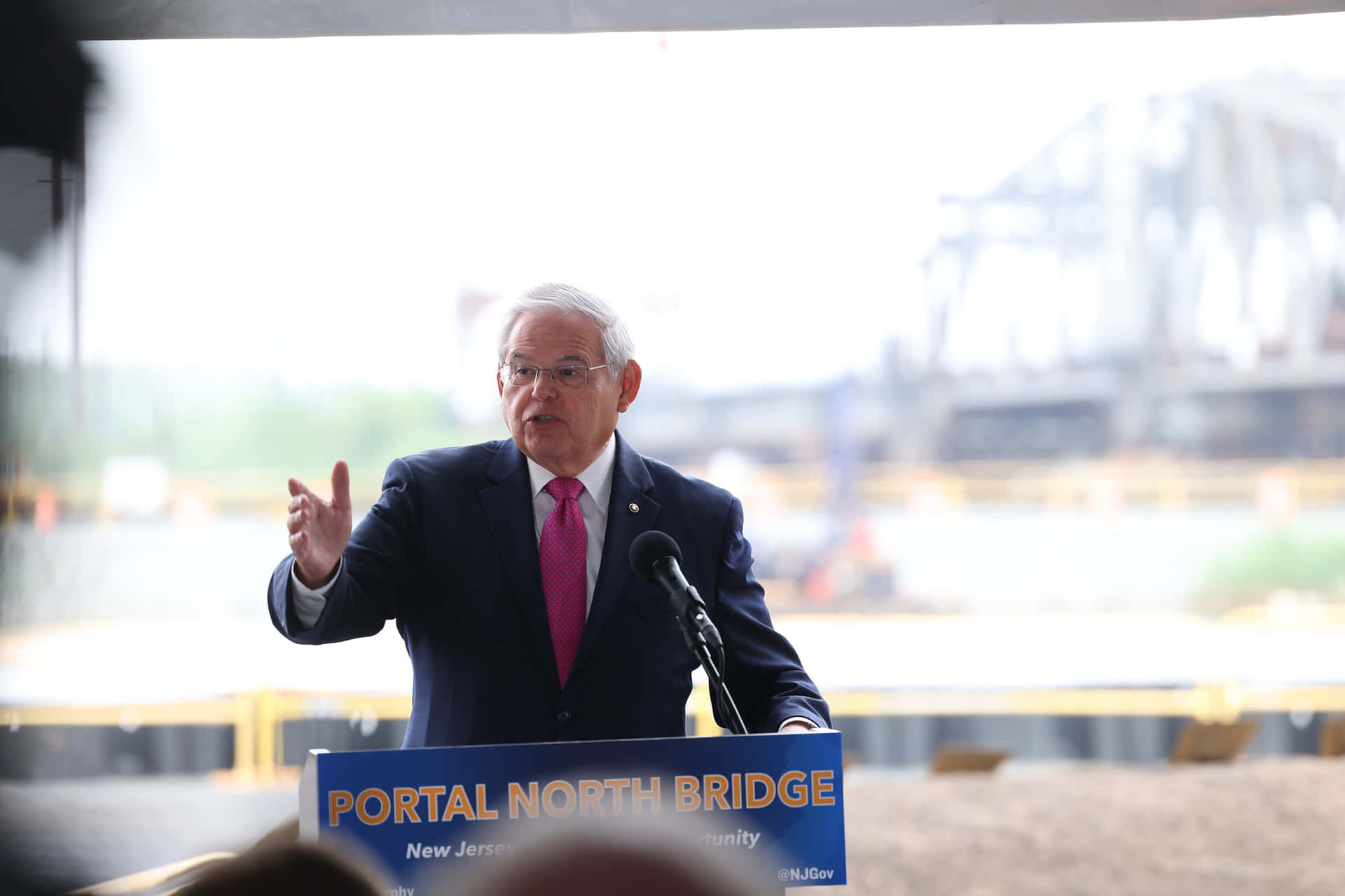 Robert Menendez At Portal North Bridge Background