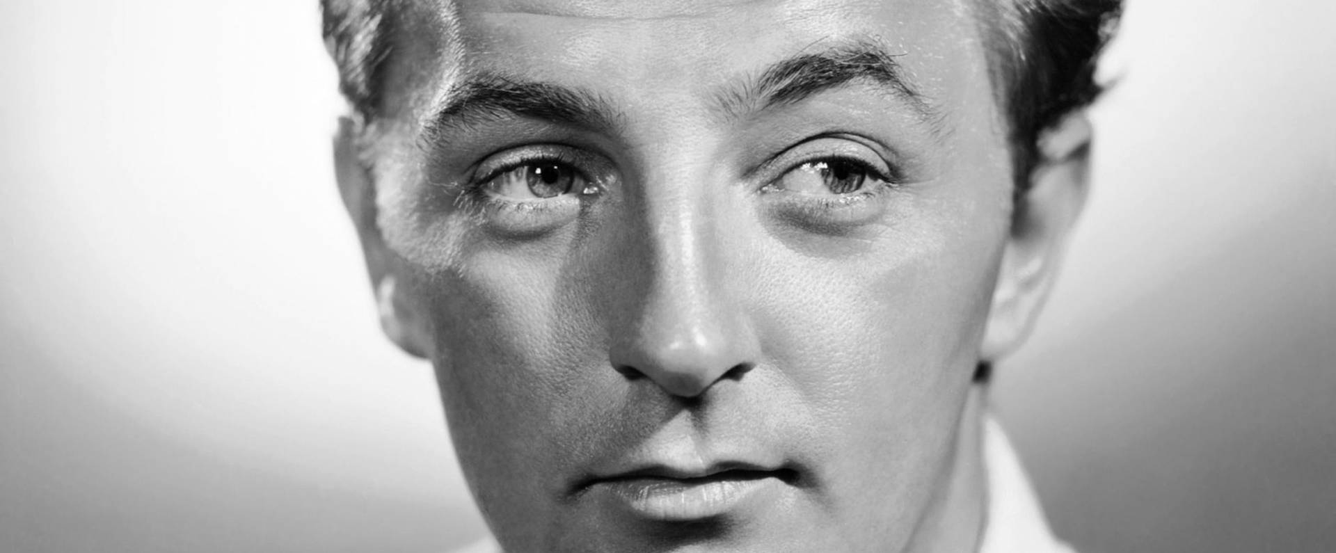 Robert Mitchum Close-up Black And White Background