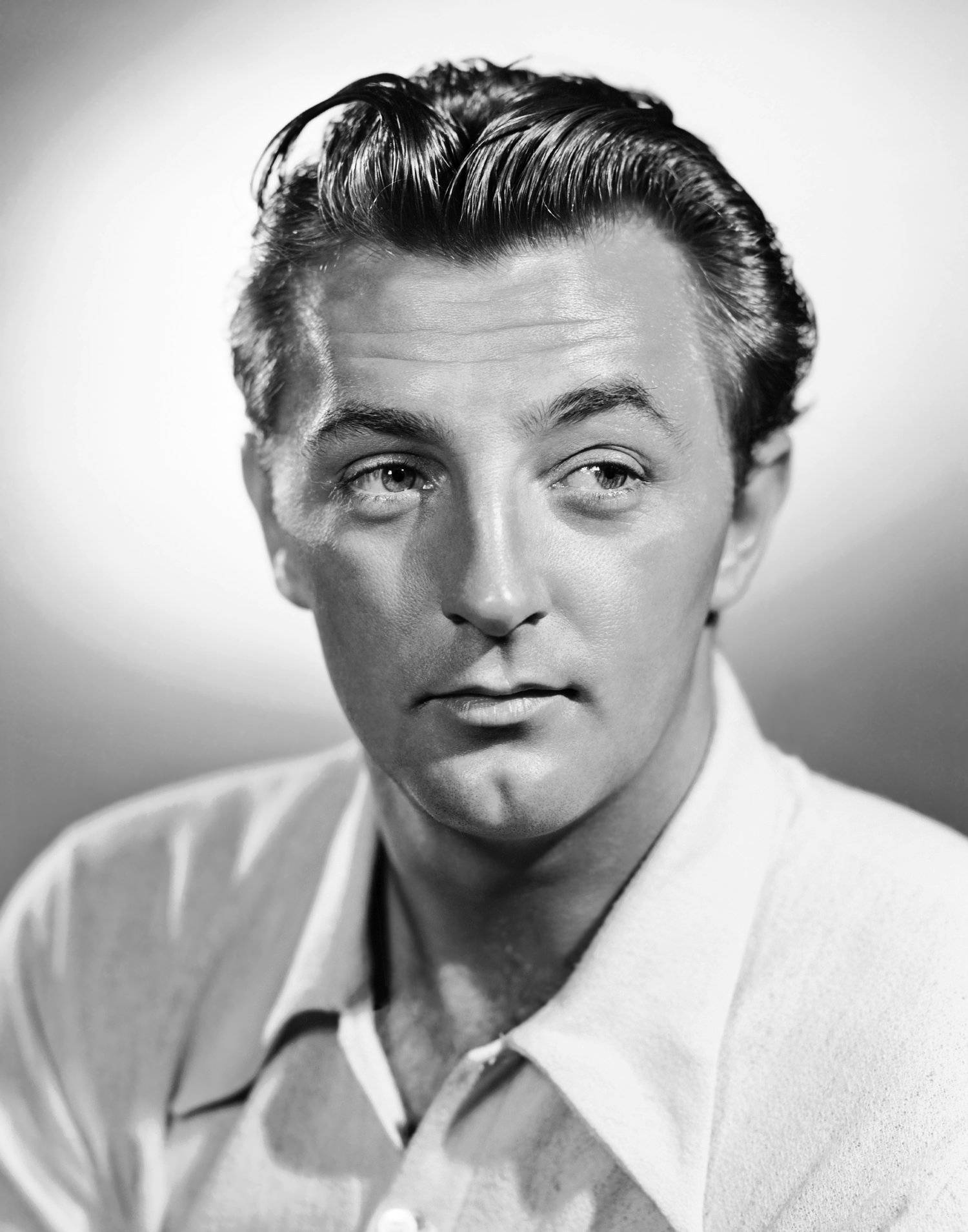 Robert Mitchum White Shirt Black And White