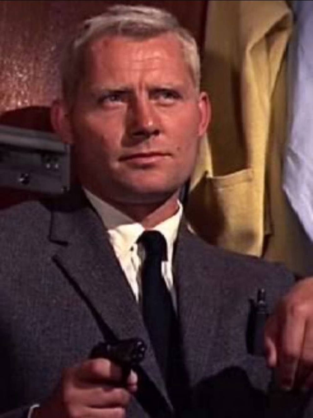 Robert Shaw In Dark Blue Suit Background