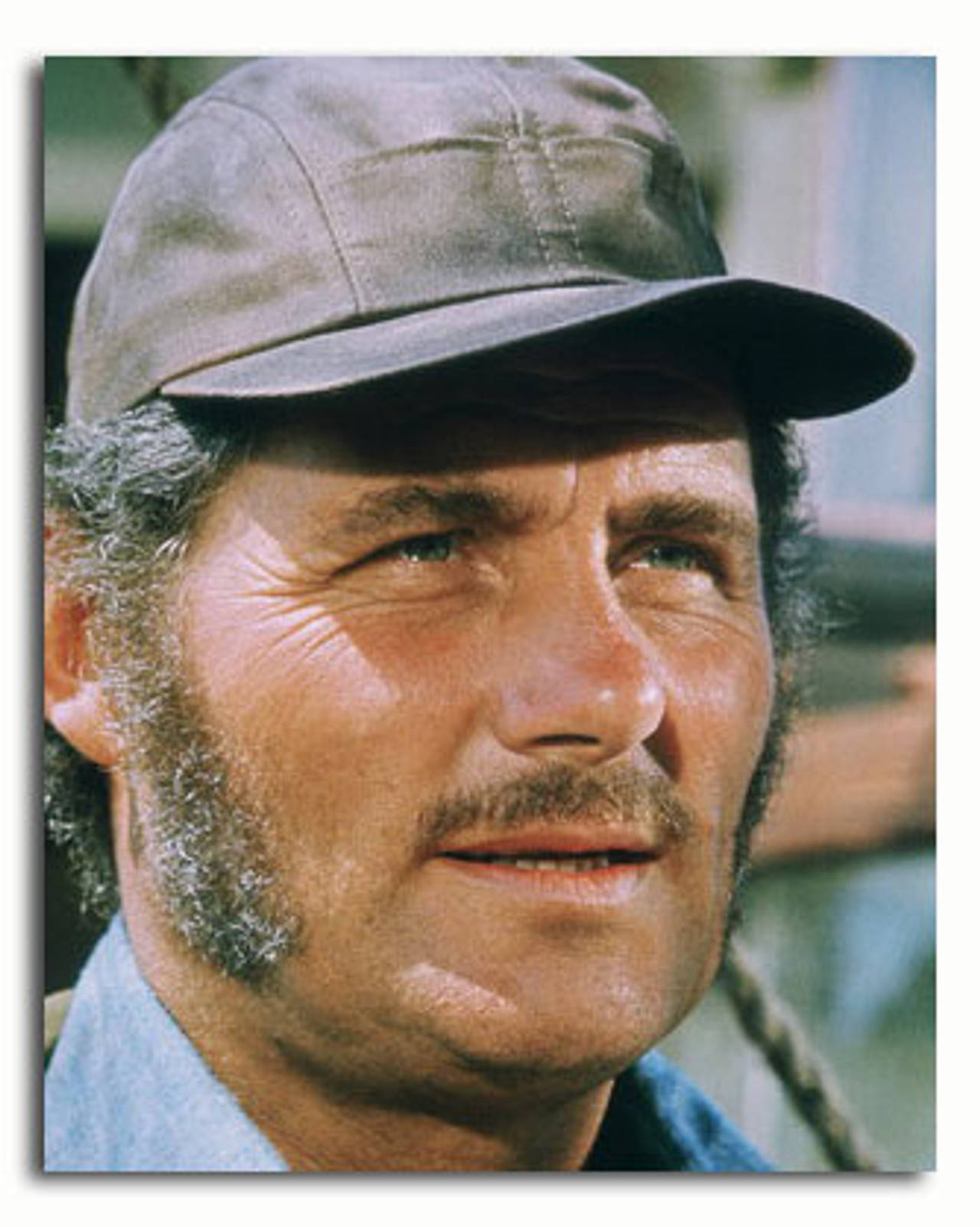 Robert Shaw Wearing Cap Background