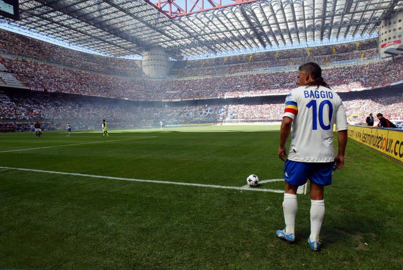 Roberto Baggio San Siro Stadium Football Background