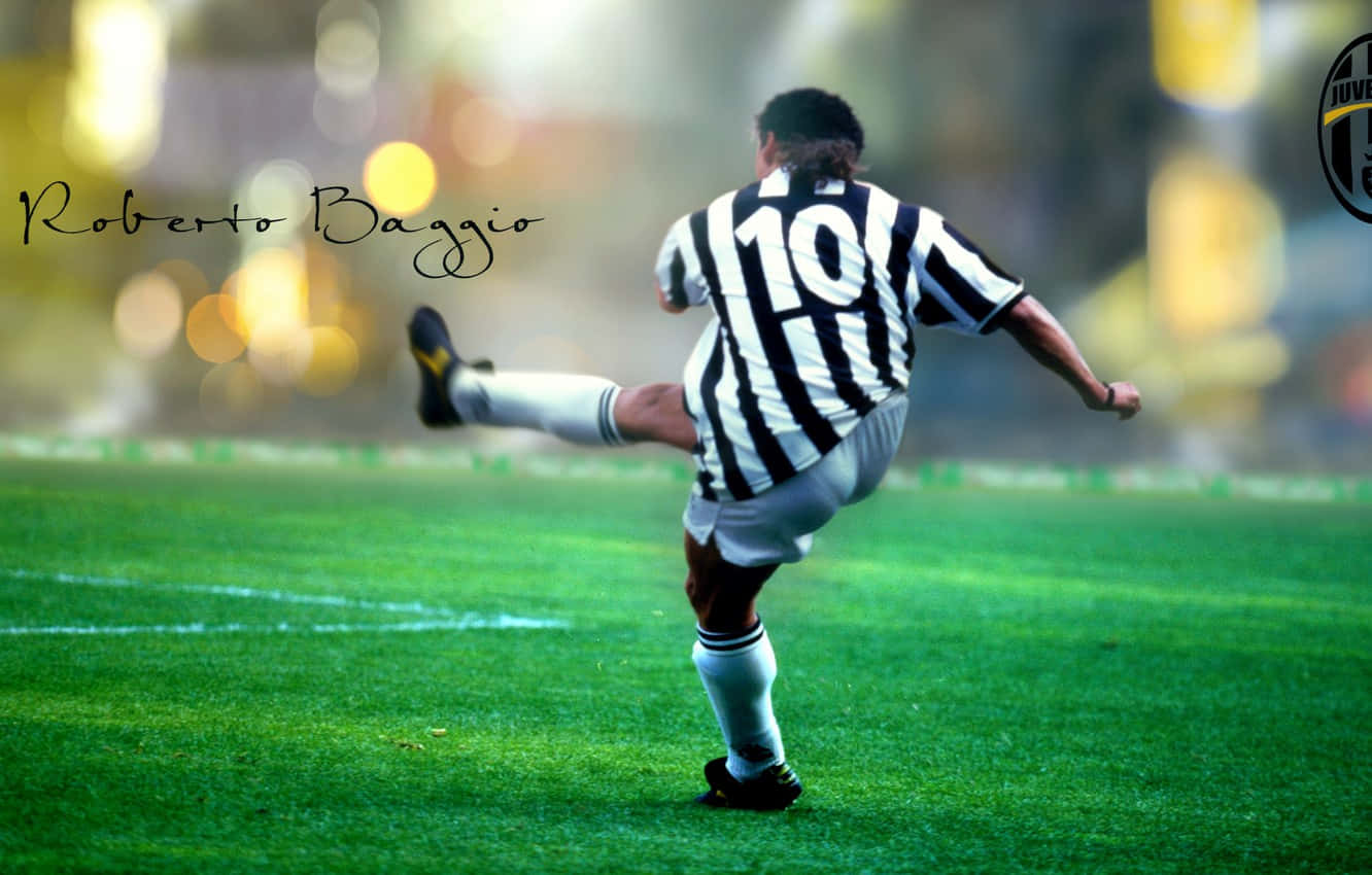 Roberto Baggio Striking Juventus F.c.jersey