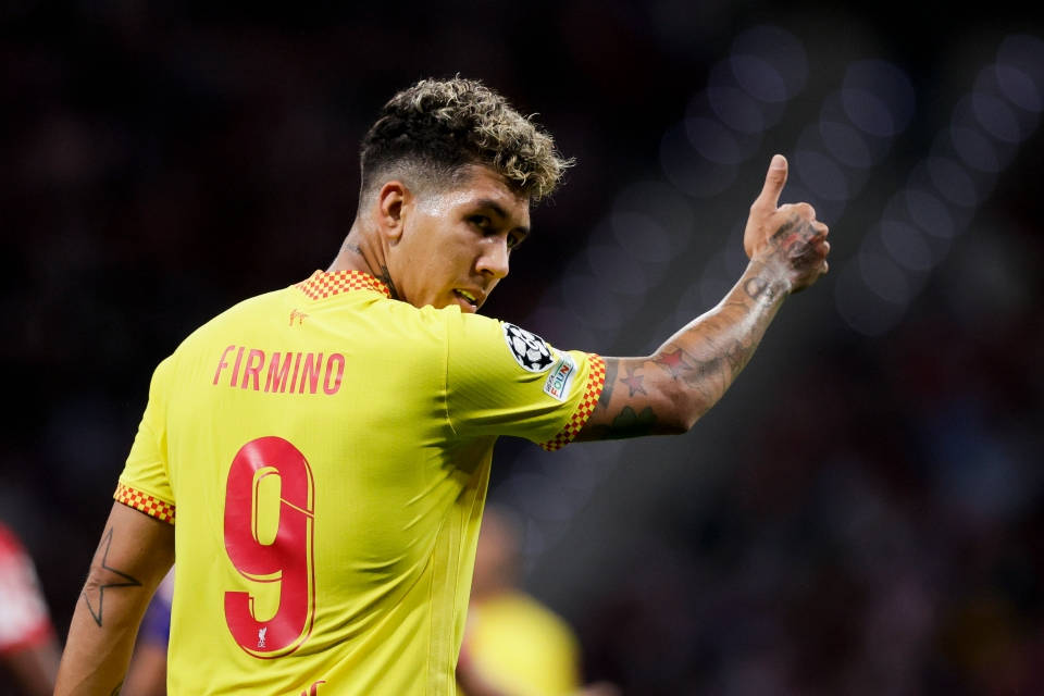 Roberto Firmino Yellow Shirt Liverpool Background