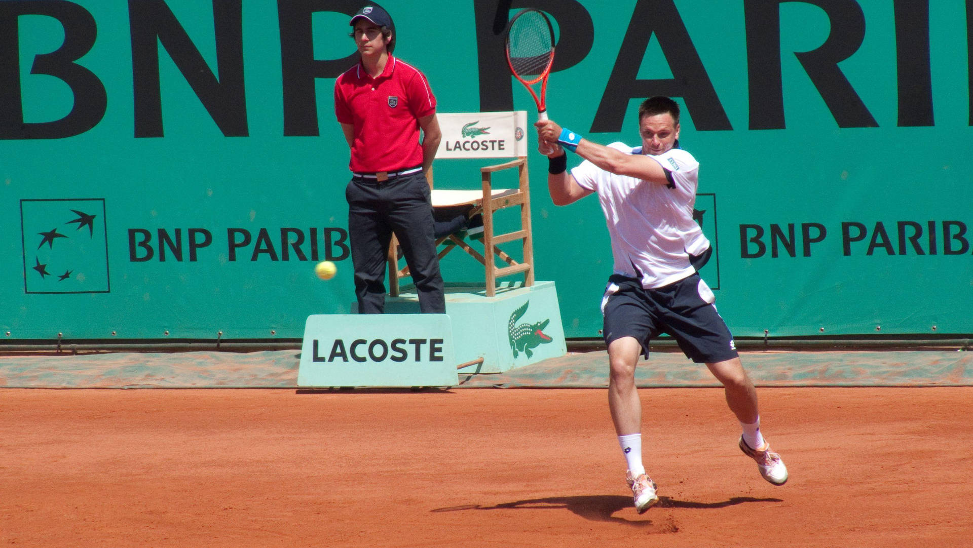 Robin Söderling In French Open Event Background