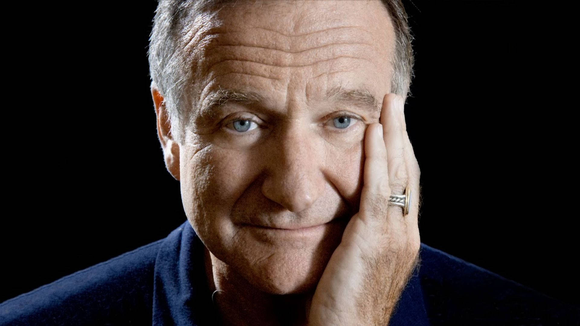 Robin William Smiling Face Portrait Background